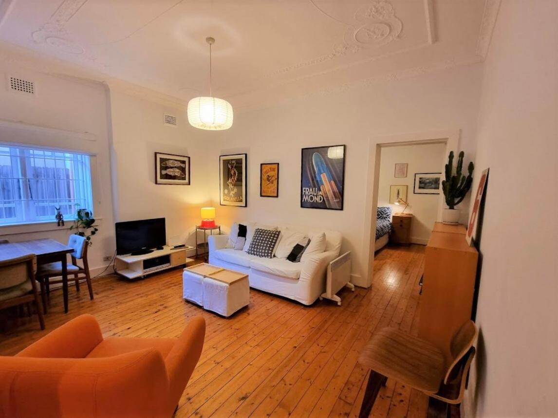 Classic Bondi 1 Bed A Few Steps From The * Sydney